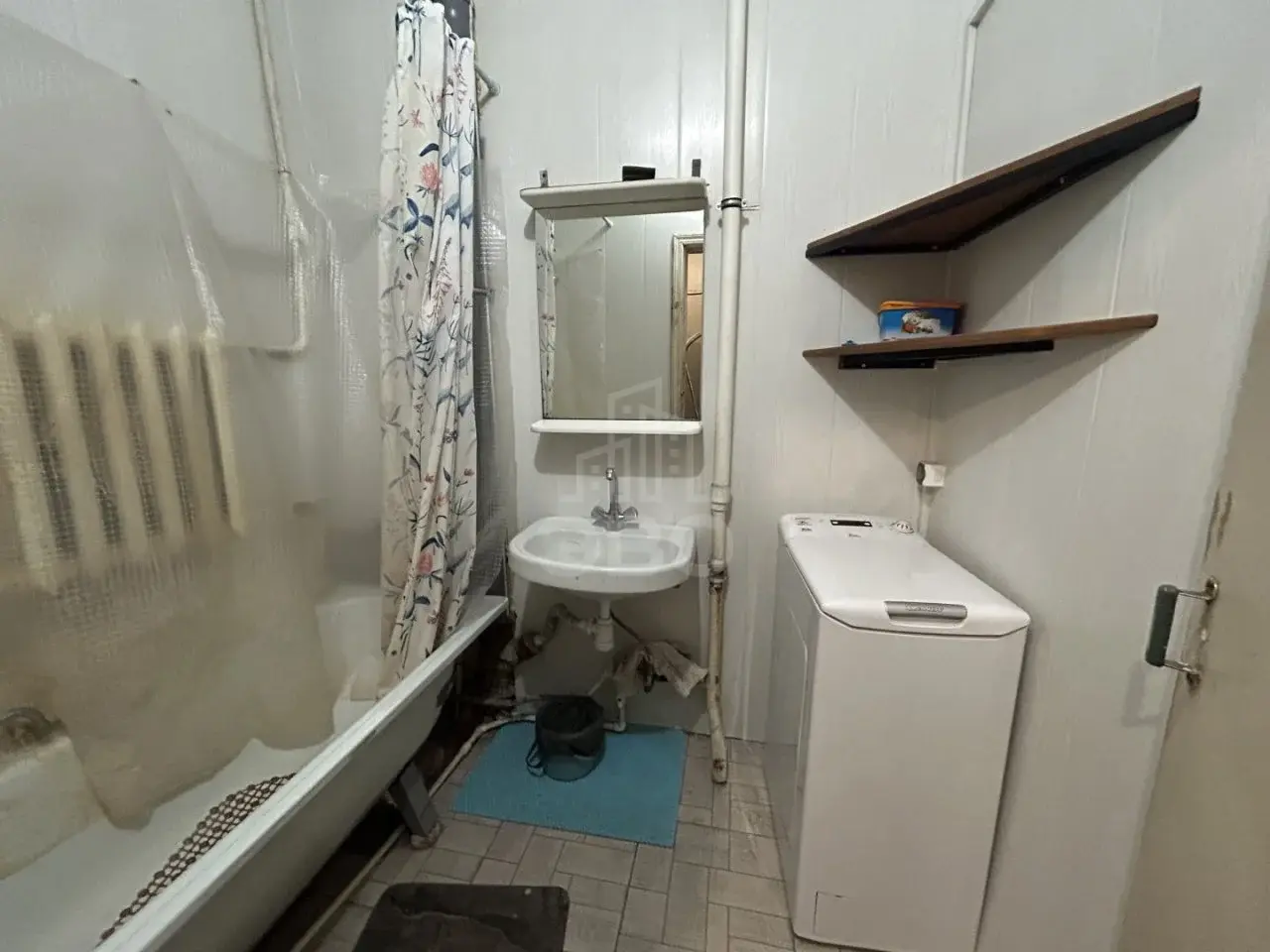 комната в Санкт-Петербурге по адресу: Мытнинская ул., 9