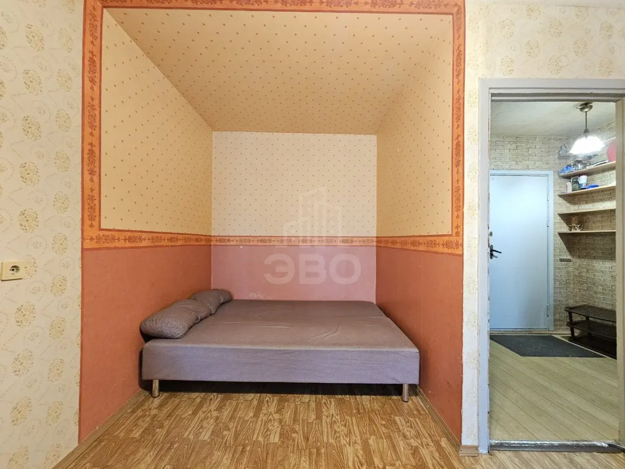 однокомнатная квартира в Санкт-Петербурге по адресу: Серебристый б-р., 25, к 2