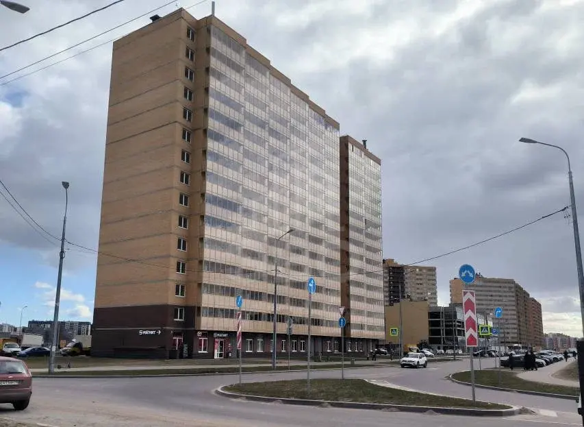 однокомнатная квартира в Санкт-Петербурге по адресу: Тихая ул., 13, к 1