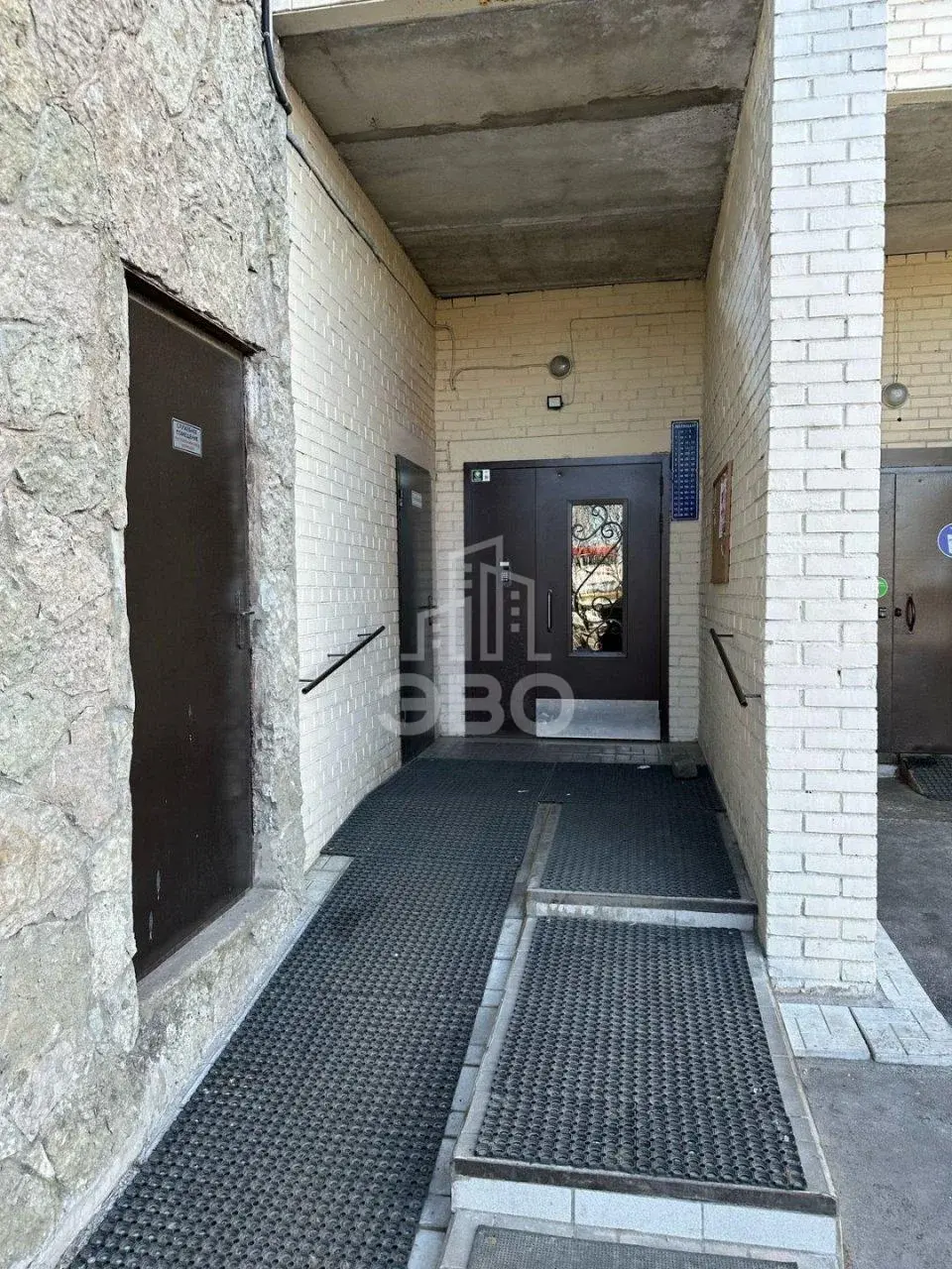 однокомнатная квартира в Санкт-Петербурге по адресу: Ириновский проспект, 29, к 1