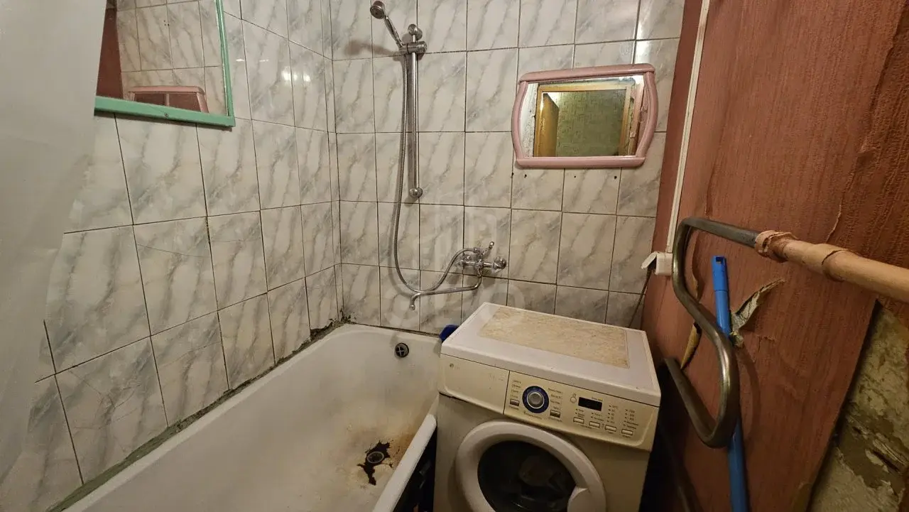 двухкомнатная квартира в Санкт-Петербурге по адресу: Народная ул., 10