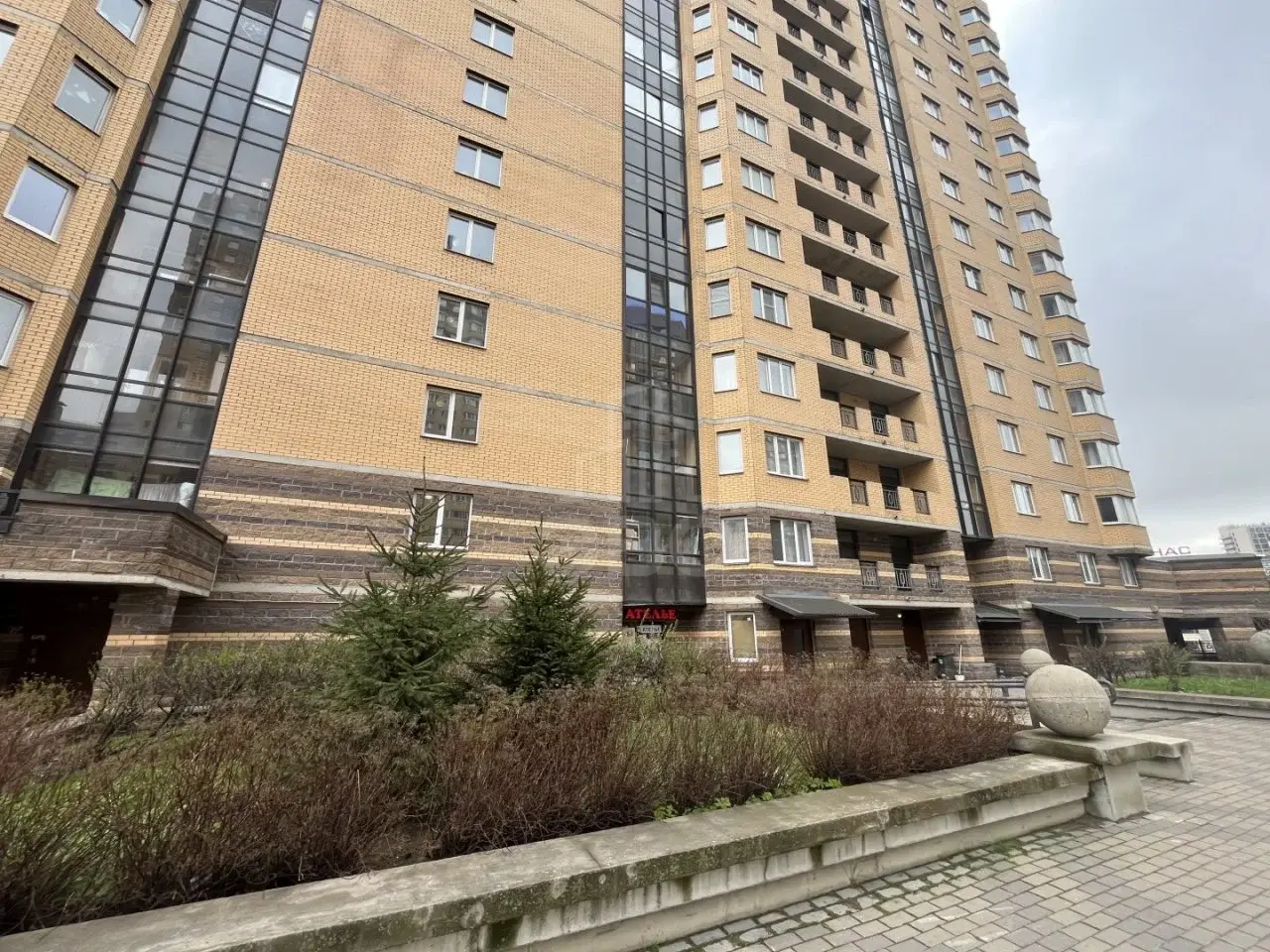 однокомнатная квартира в Санкт-Петербурге по адресу: Фёдора Абрамова ул., 8