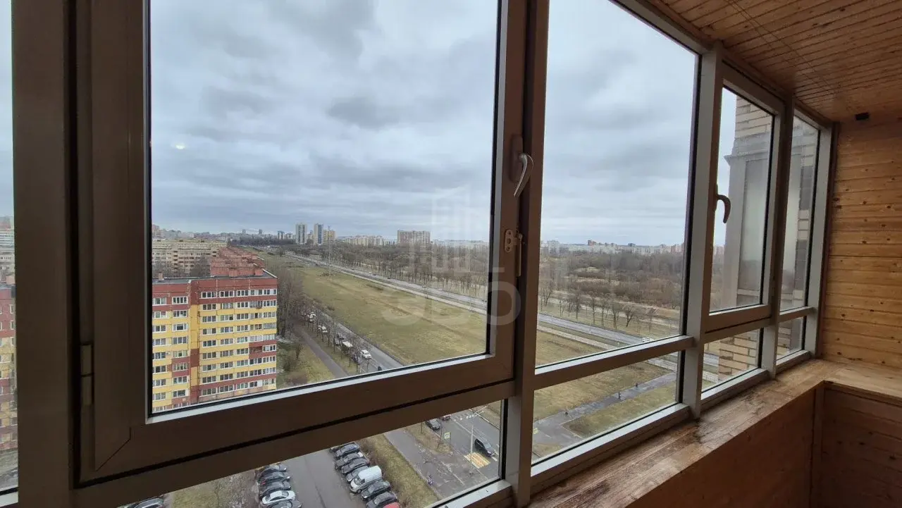 однокомнатная квартира в Санкт-Петербурге по адресу: Петергофское ш., 17, к 1