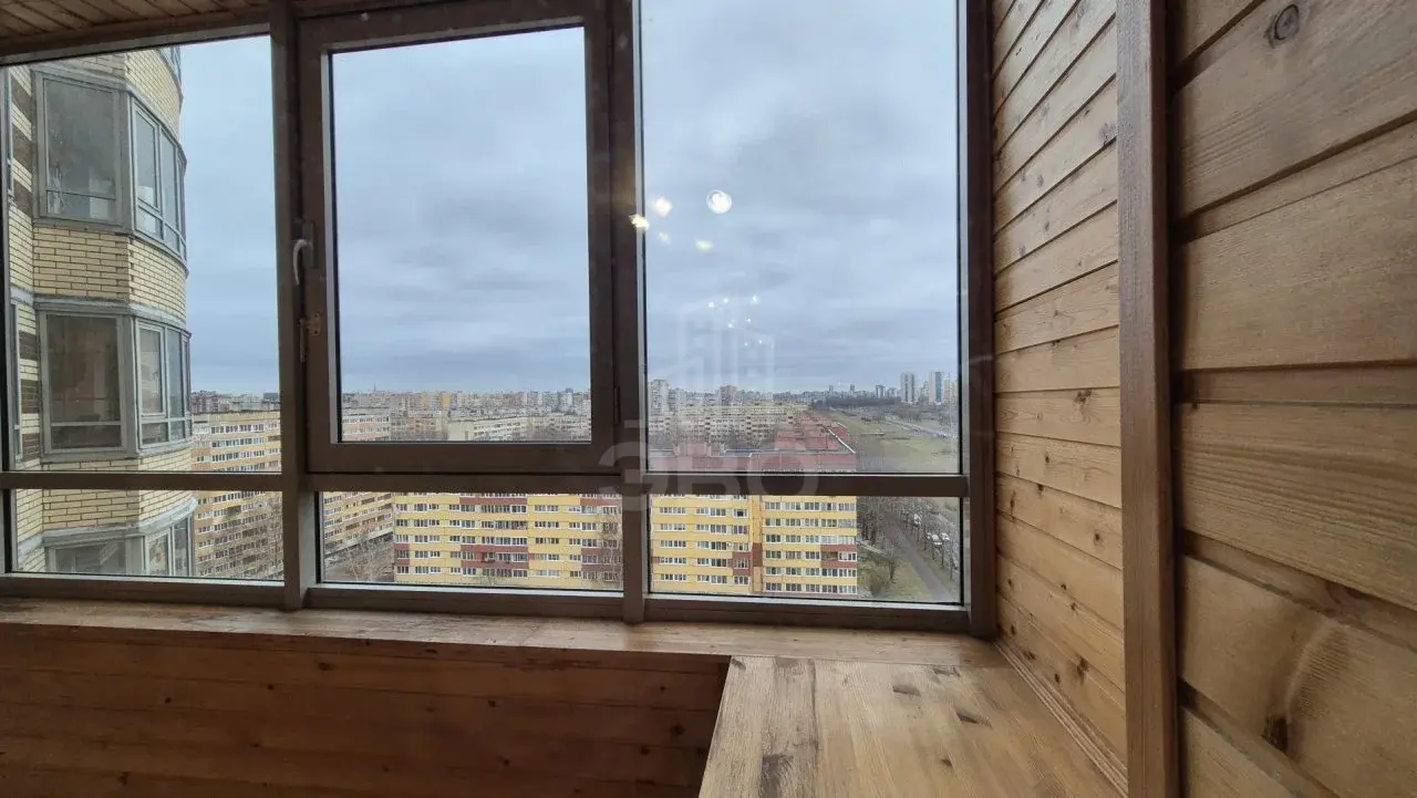 однокомнатная квартира в Санкт-Петербурге по адресу: Петергофское ш., 17, к 1