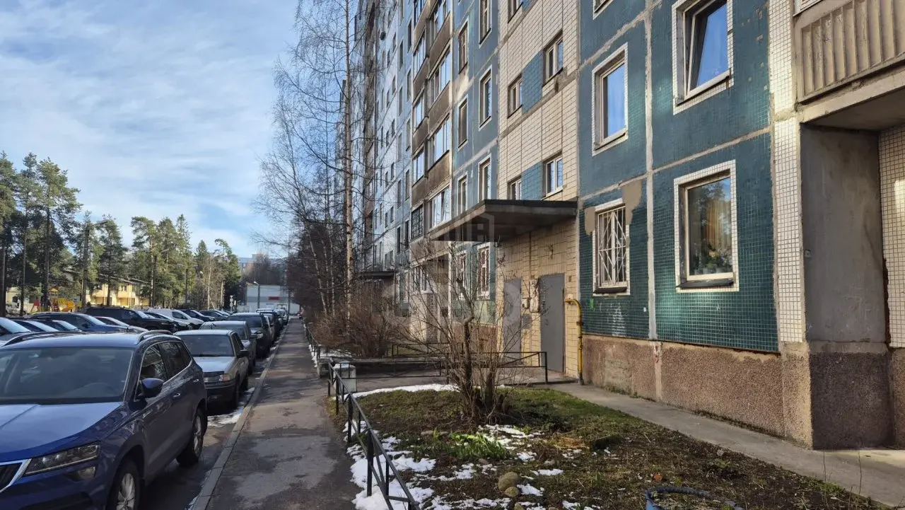 однокомнатная квартира в Санкт-Петербурге по адресу: Ветеранов ул., 9