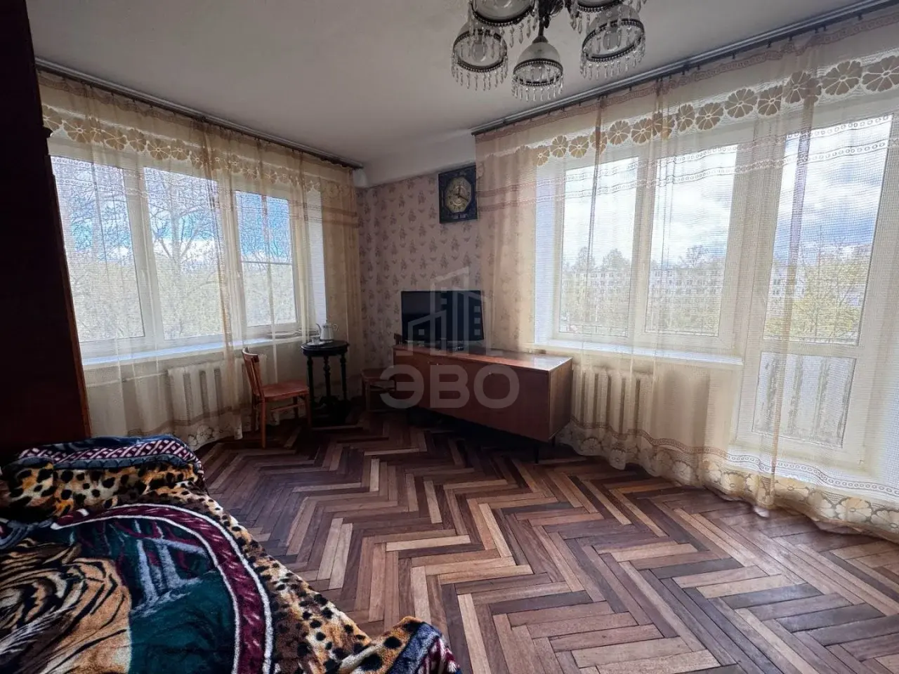 однокомнатная квартира в Санкт-Петербурге по адресу: Новоизмайловский проспект, 27