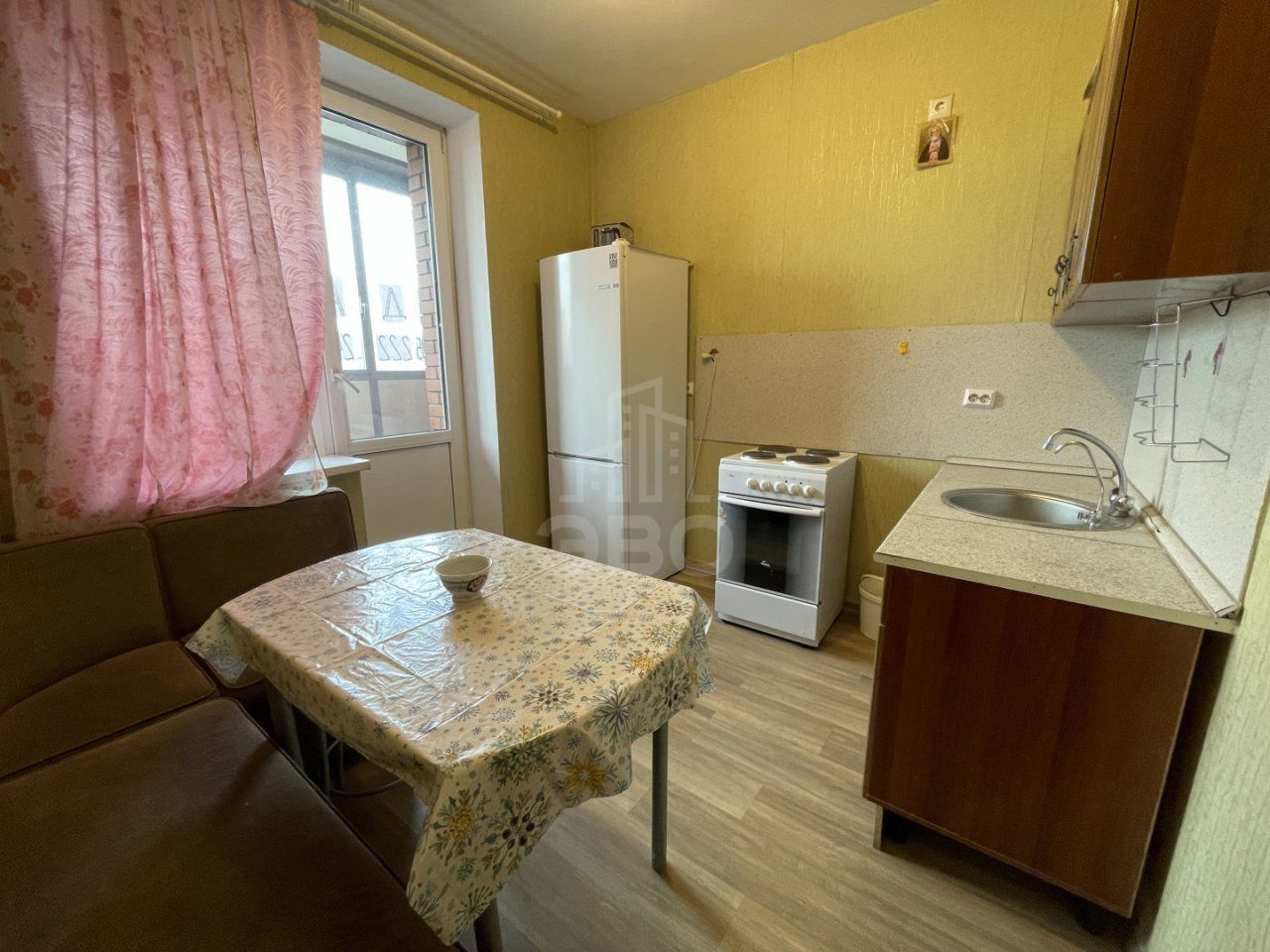 однокомнатная квартира в Санкт-Петербурге по адресу: Областная ул., 1