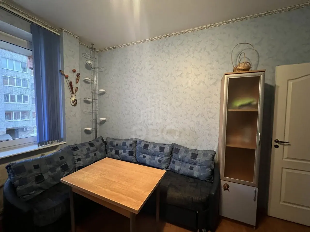 двухкомнатная квартира в Санкт-Петербурге по адресу: Сиреневый б-р., 23к2