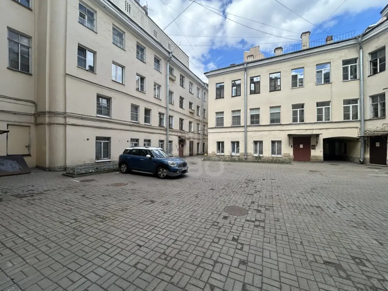 комната в Санкт-Петербурге по адресу: Римского-Корсакова проспект, 31