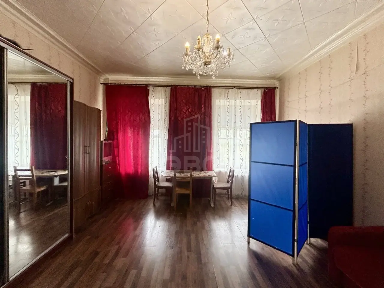 комната в Санкт-Петербурге по адресу: Римского-Корсакова проспект, 31