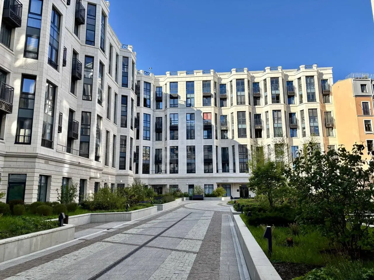 двухкомнатная квартира в Санкт-Петербурге по адресу: Миргородская ул., 20, строение 1