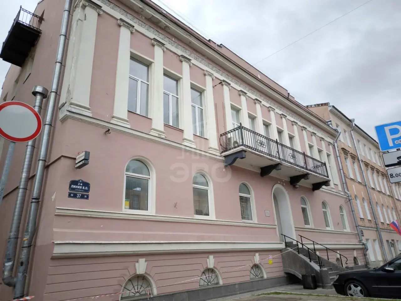 коммерция в Санкт-Петербурге по адресу: 2-я В.О. линия, 37