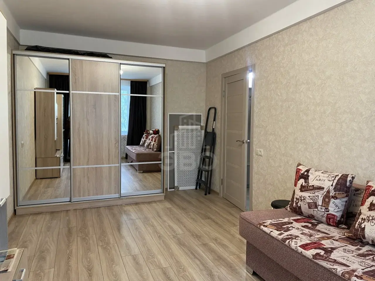 однокомнатная квартира в Санкт-Петербурге по адресу: Товарищеский проспект, 6, к 6