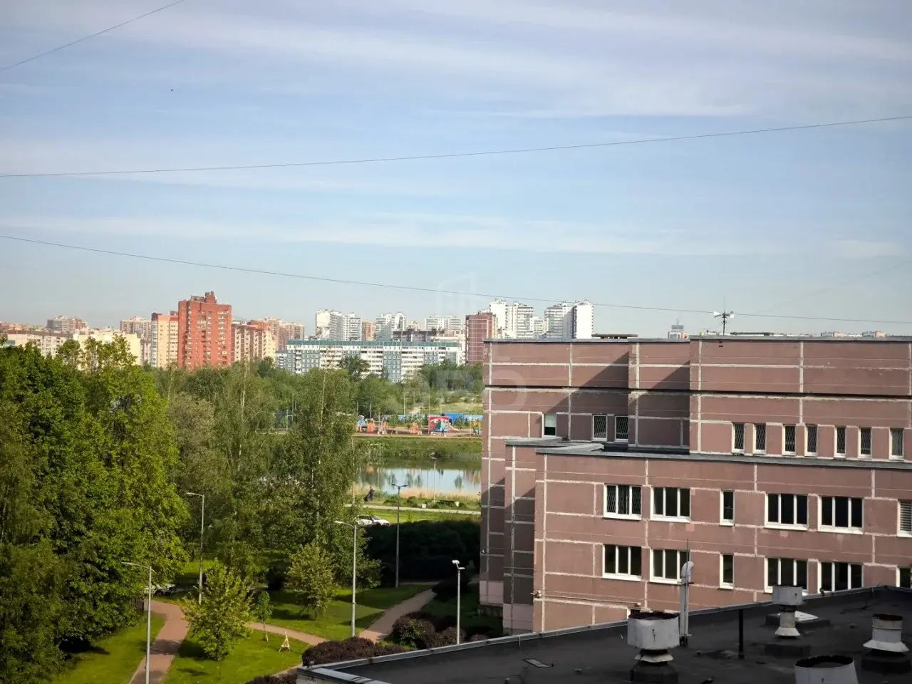 трехкомнатная квартира в Санкт-Петербурге по адресу: Королёва проспект, 29, к 1, литера А