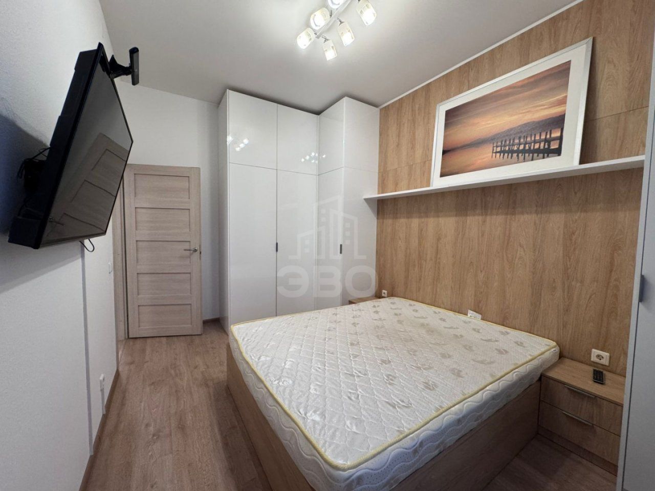 однокомнатная квартира в Санкт-Петербург по адресу: Новолитовская ул., 12