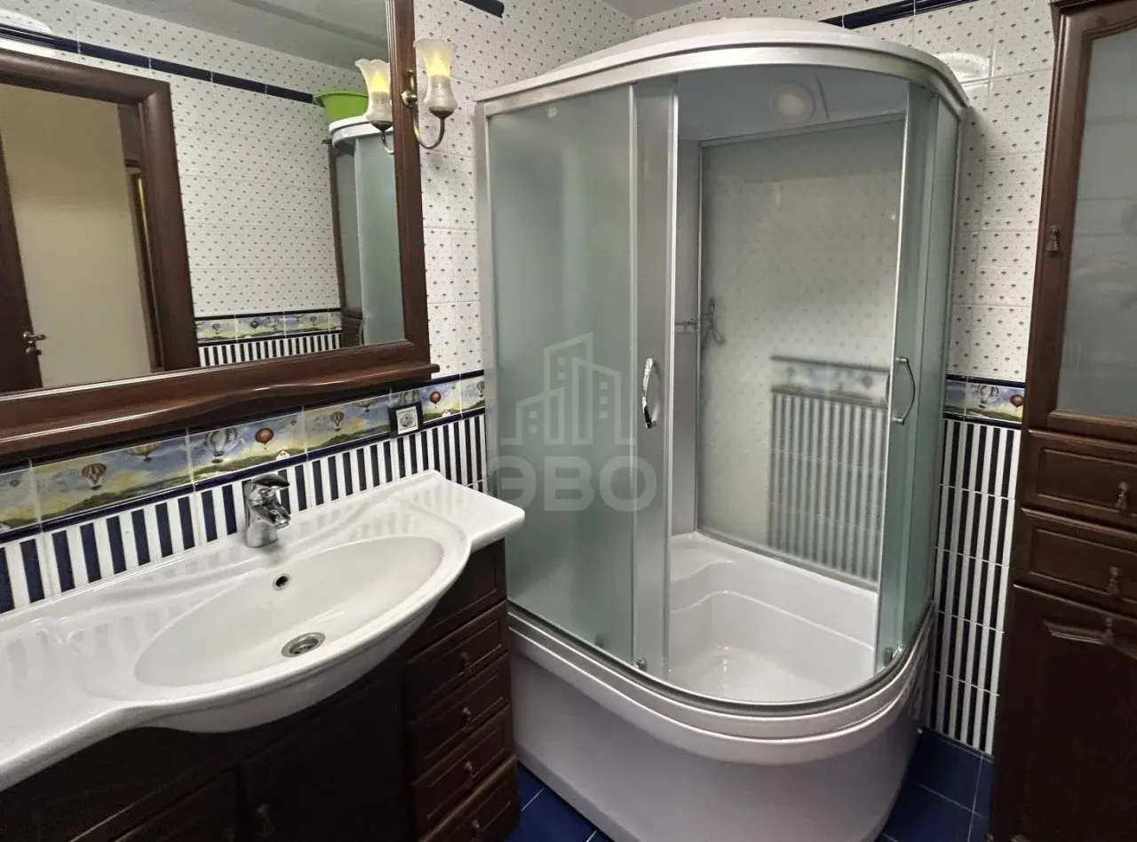 двухкомнатная квартира в Санкт-Петербурге по адресу: Морская наб., 9