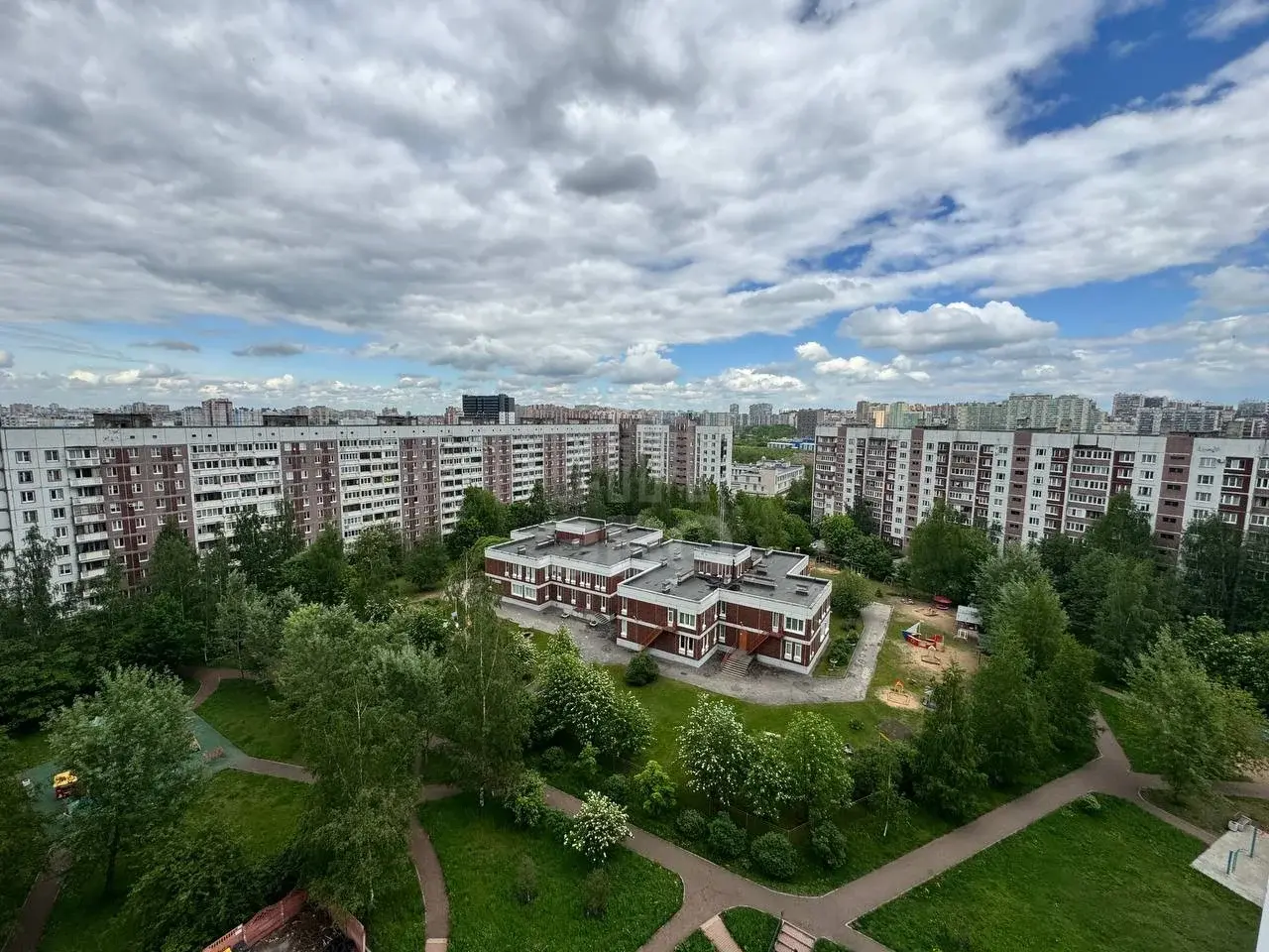 однокомнатная квартира в Санкт-Петербурге по адресу: Крыленко ул., 43, к 2