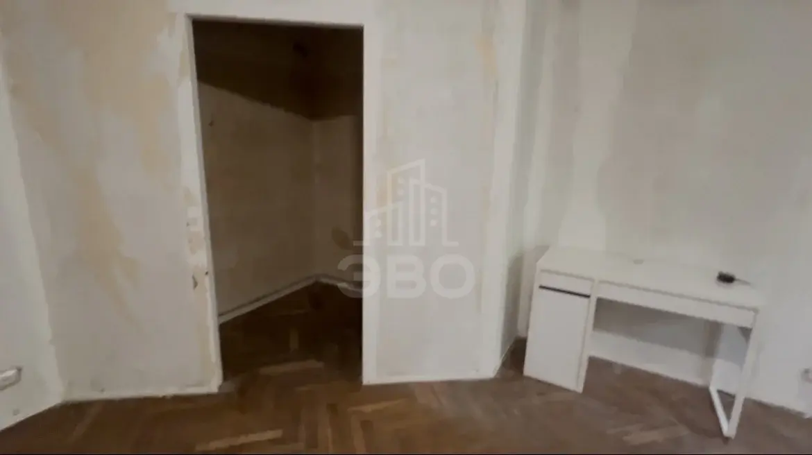 трехкомнатная квартира в Санкт-Петербурге по адресу: Апраксин пер., 11
