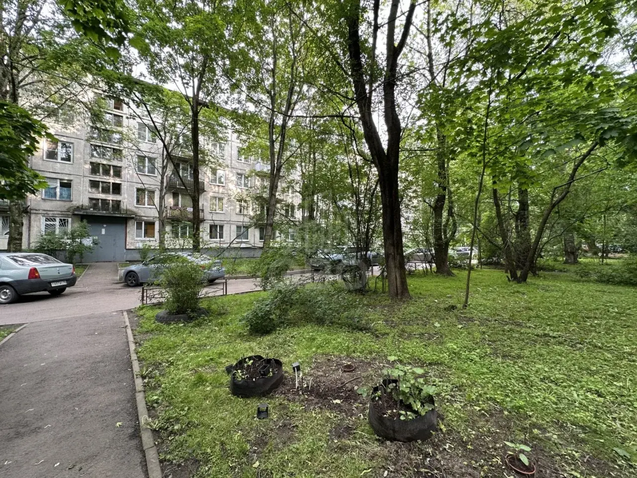 двухкомнатная квартира в Санкт-Петербурге по адресу: Карпинского ул., 36, к 6