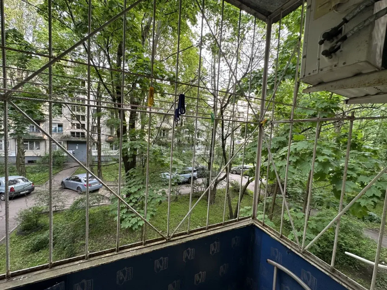 двухкомнатная квартира в Санкт-Петербурге по адресу: Карпинского ул., 36, к 6