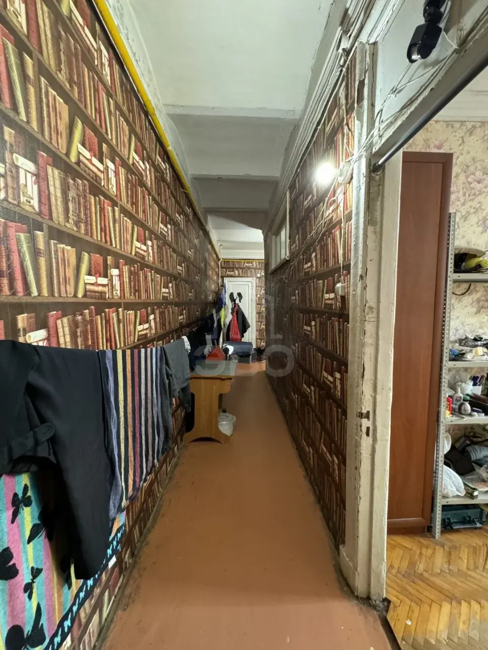 трехкомнатная квартира в Санкт-Петербурге по адресу: Таврическая ул., 31, к Б