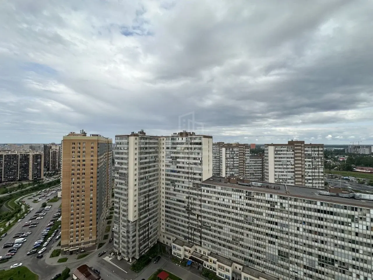 студия в Санкт-Петербурге по адресу: Охтинская аллея, 10, к 1