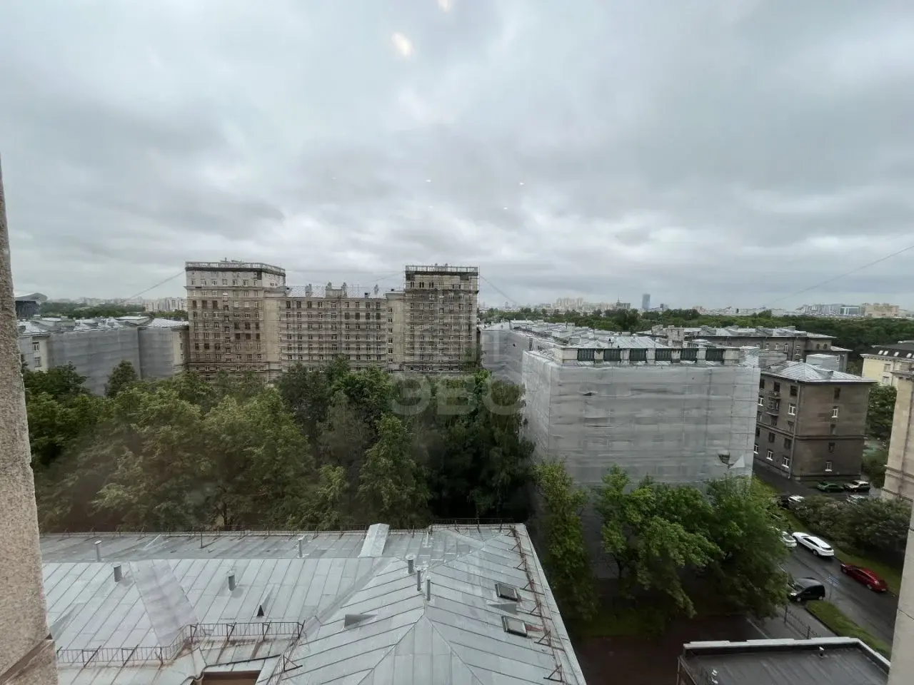 трехкомнатная квартира в Санкт-Петербурге по адресу: Свеаборгская ул., 12