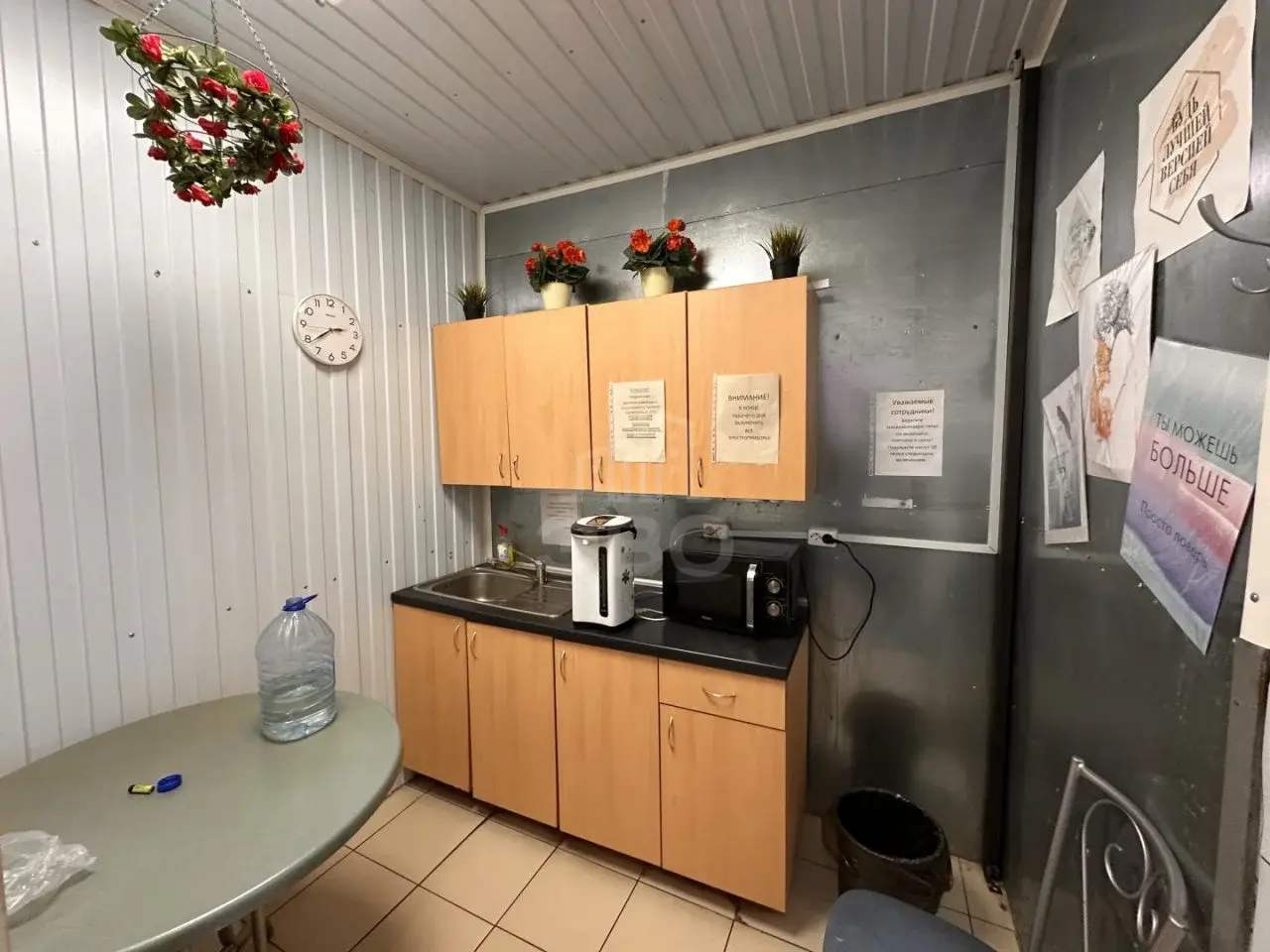 коммерция в Санкт-Петербурге по адресу: Культуры проспект, 20