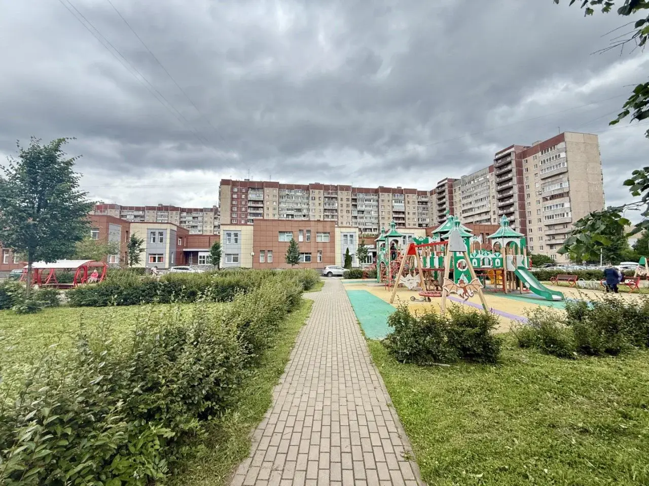 однокомнатная квартира в Санкт-Петербурге по адресу: Бадаева ул., 7, литера А