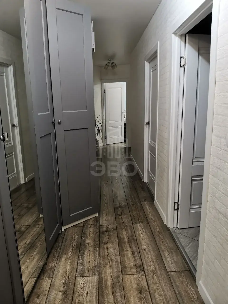 трехкомнатная квартира в Санкт-Петербурге по адресу: Николая Рубцова ул., 13
