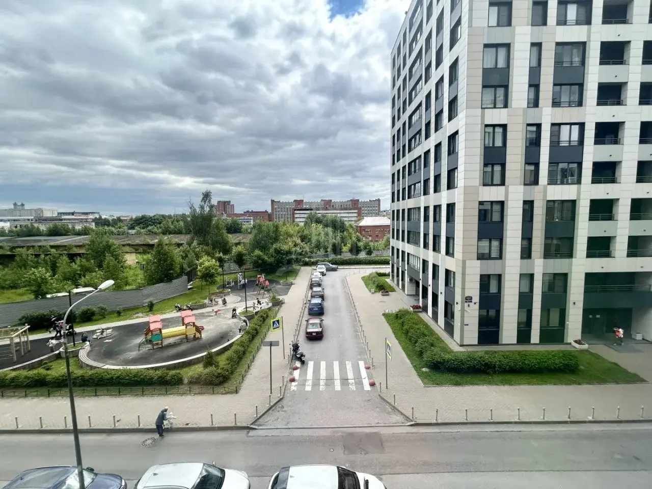 однокомнатная квартира в Санкт-Петербурге по адресу: Кременчугская ул., 21, к 3
