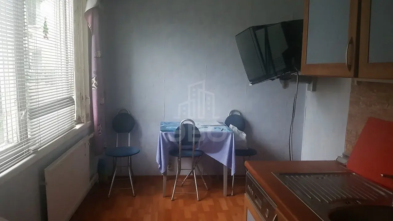 двухкомнатная квартира в Санкт-Петербурге по адресу: Художников пр-кт., 27, к.1