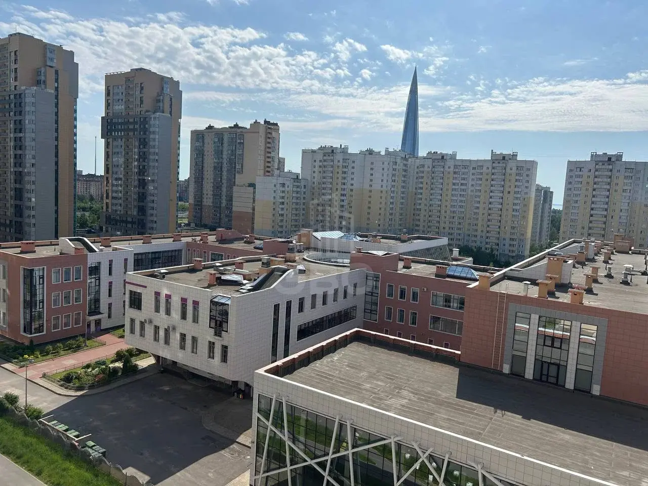 трехкомнатная квартира в Санкт-Петербурге по адресу: Лыжный пер., 4, к 1
