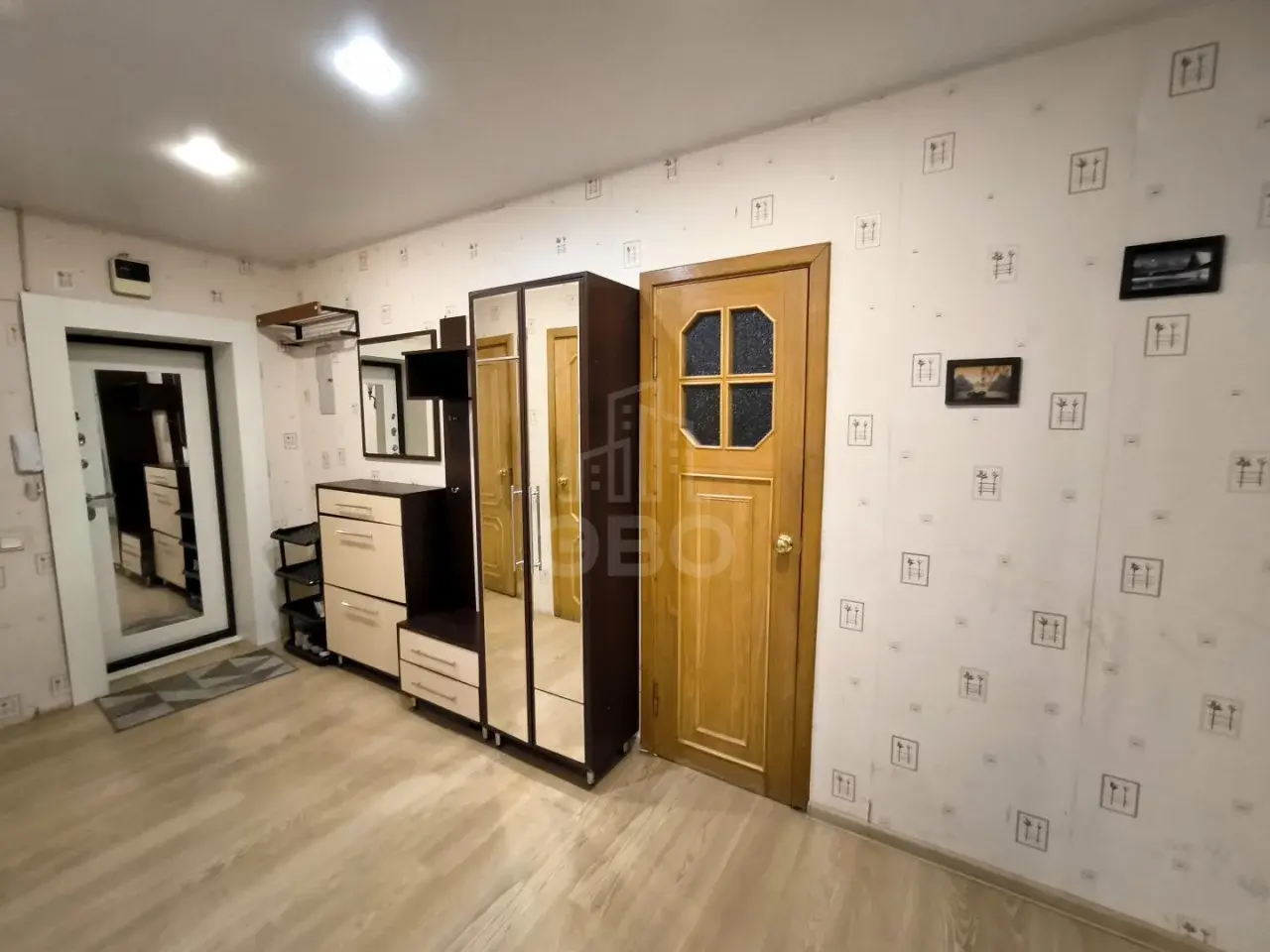 трехкомнатная квартира в Санкт-Петербурге по адресу: Савушкина ул., 118