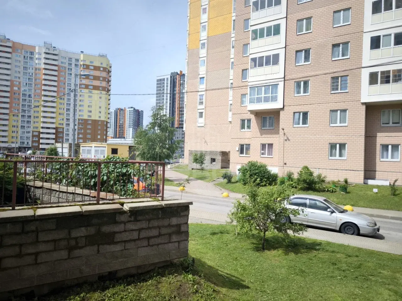двухкомнатная квартира в Санкт-Петербурге по адресу: Королёва проспект, 71, к 1