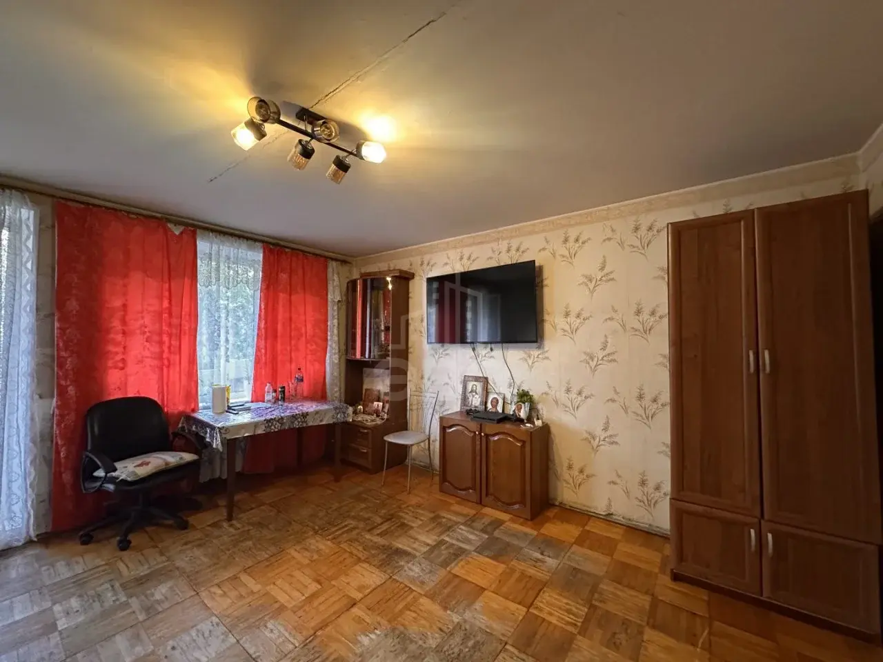 трехкомнатная квартира в Санкт-Петербурге по адресу: Ленсовета ул., 73, к 2