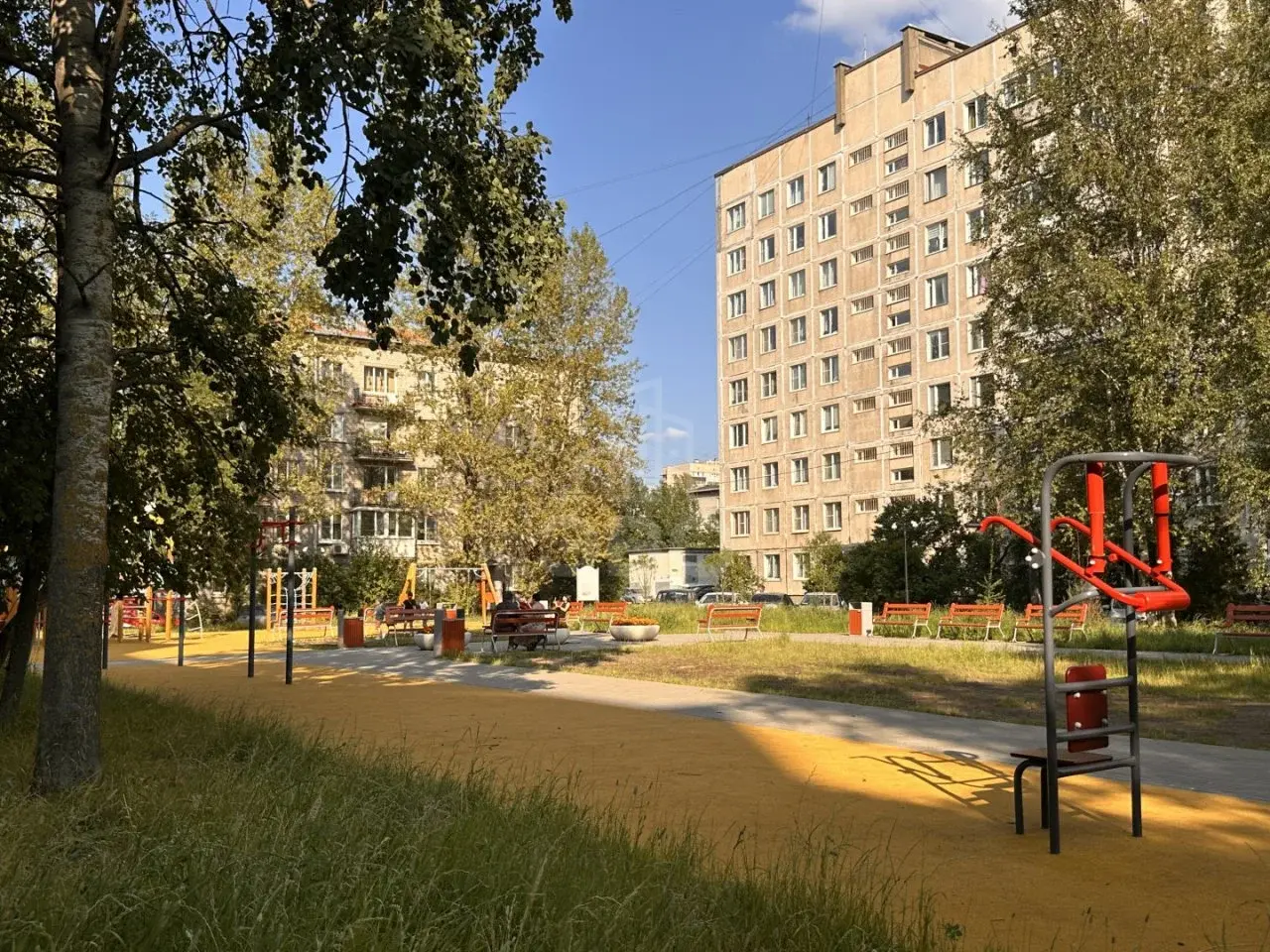 трехкомнатная квартира в Санкт-Петербурге по адресу: Ленсовета ул., 73, к 2