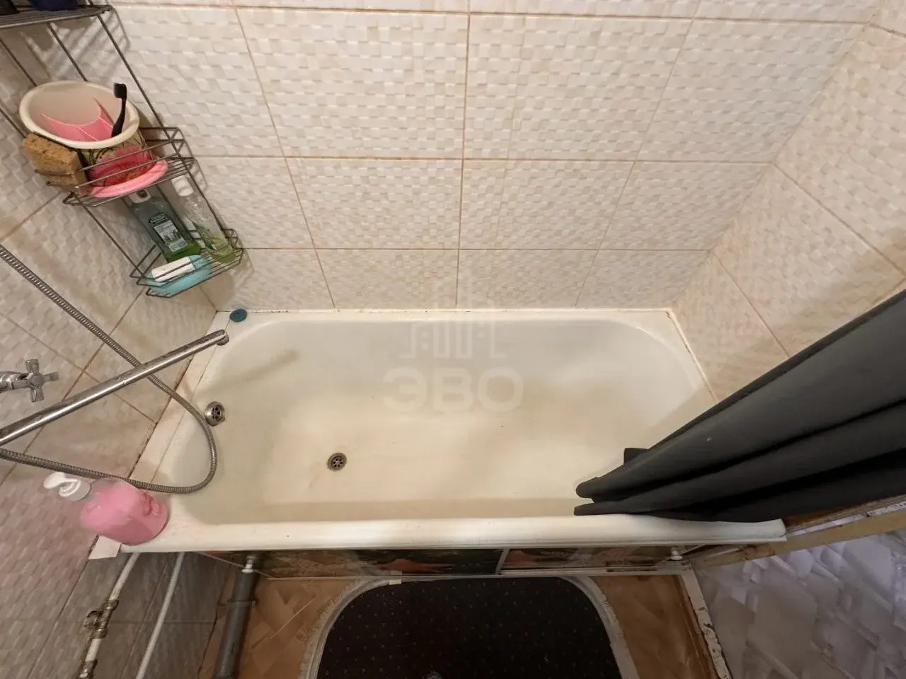 трехкомнатная квартира в Санкт-Петербурге по адресу: Ленсовета ул., 73, к 2
