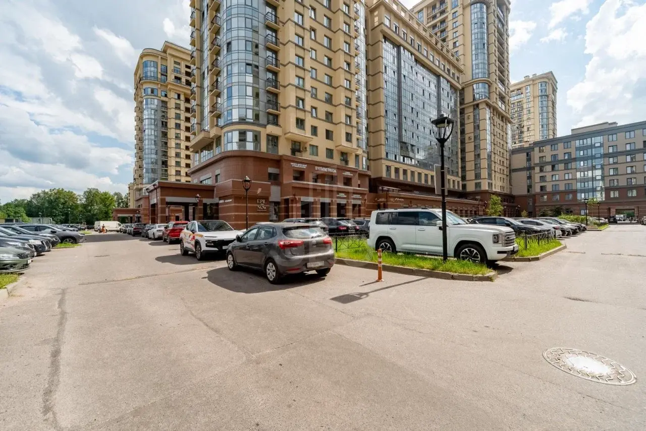 трехкомнатная квартира в Санкт-Петербурге по адресу: Московский проспект, 183-185, литера А