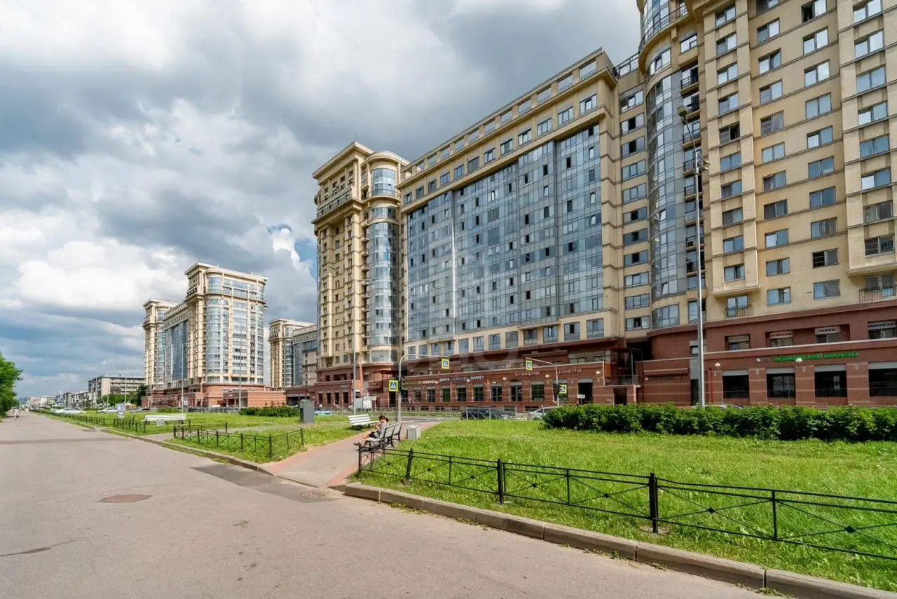 трехкомнатная квартира в Санкт-Петербурге по адресу: Московский проспект, 183-185, литера А
