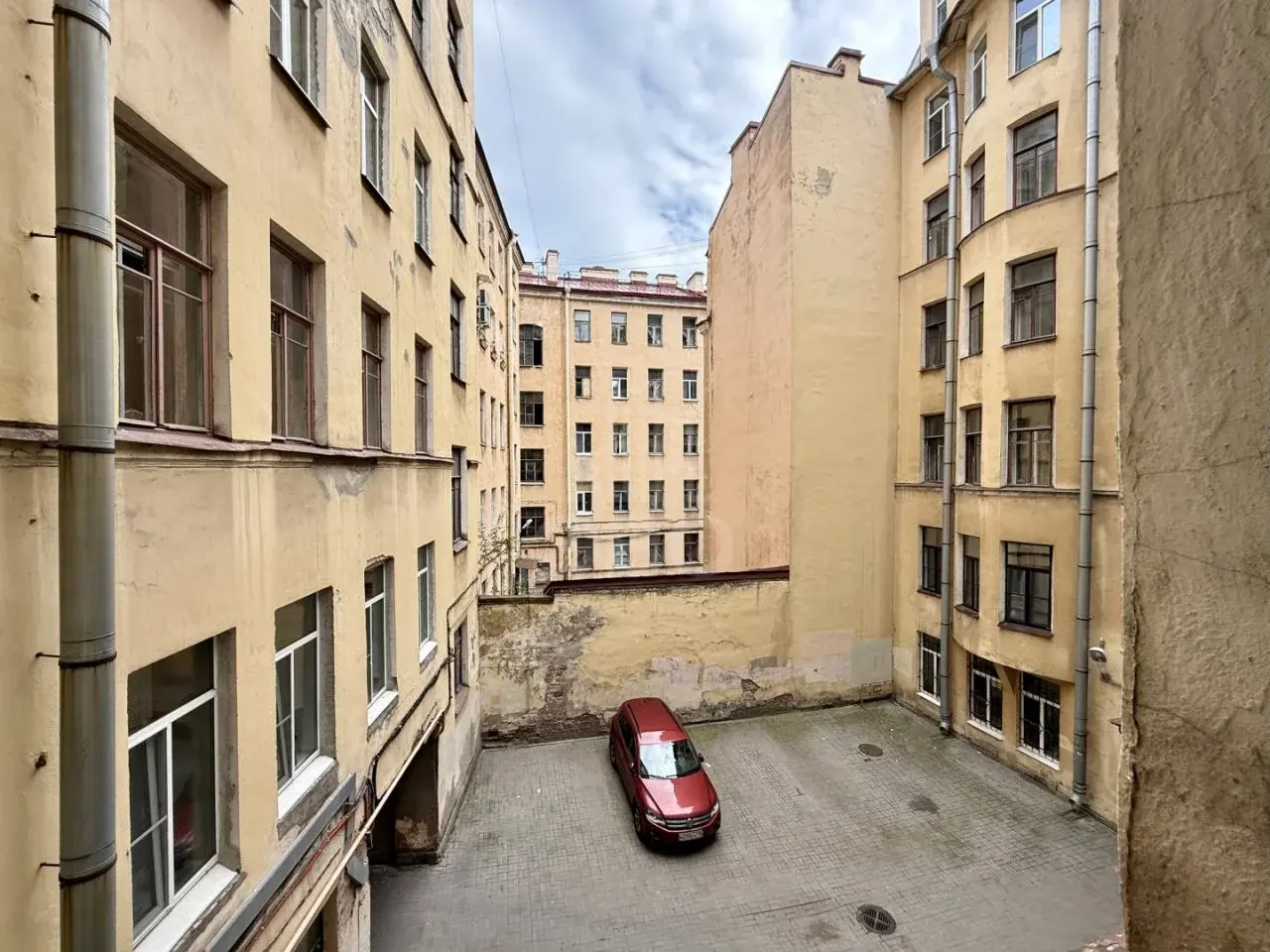 двухкомнатная квартира в Санкт-Петербурге по адресу: 10-я Советская ул., 19, литера А