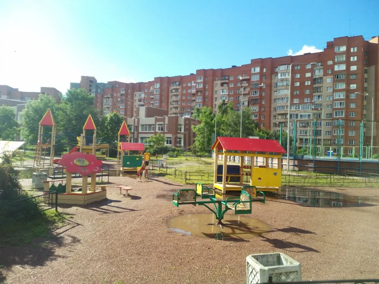 двухкомнатная квартира в Санкт-Петербурге по адресу: Цитадельское ш., 43