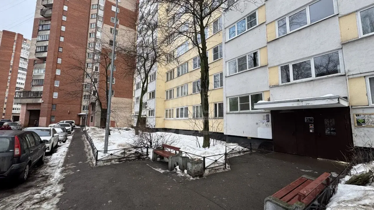 комната в Санкт-Петербурге по адресу: Стачек проспект, 105, к 2