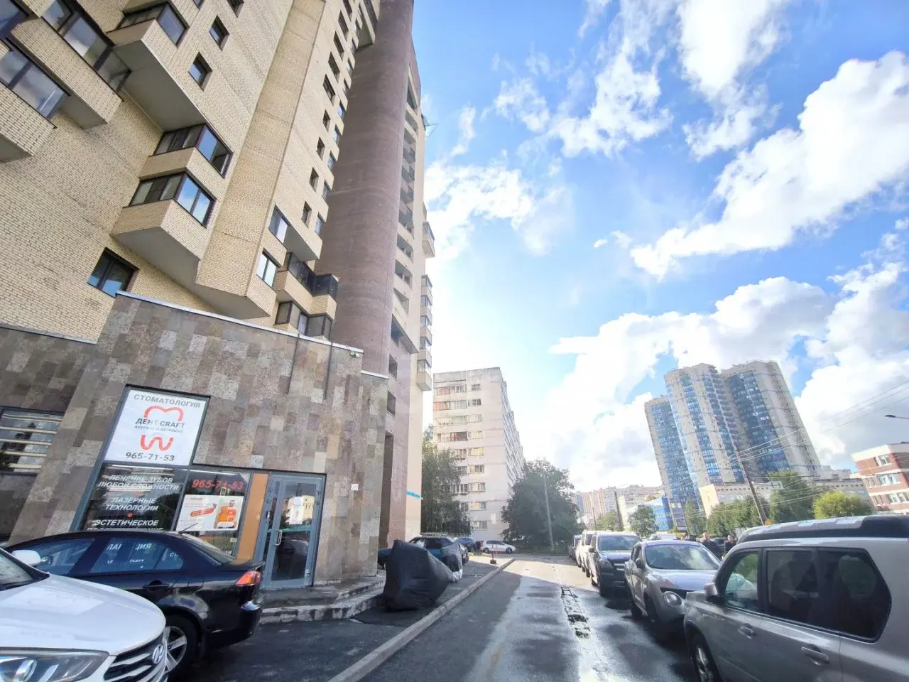 коммерция в Санкт-Петербурге по адресу: Коломяжский проспект, 28, к 3