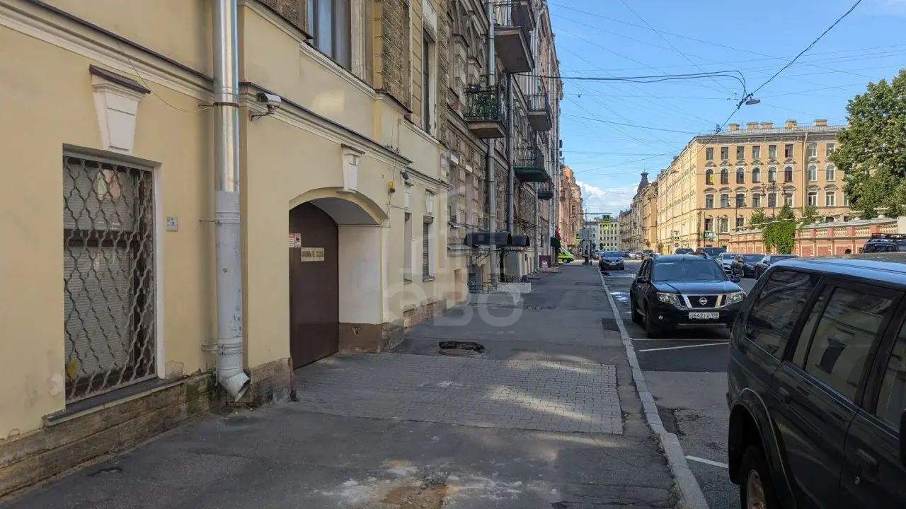 однокомнатная квартира в Санкт-Петербурге по адресу: Сапёрный пер., 21