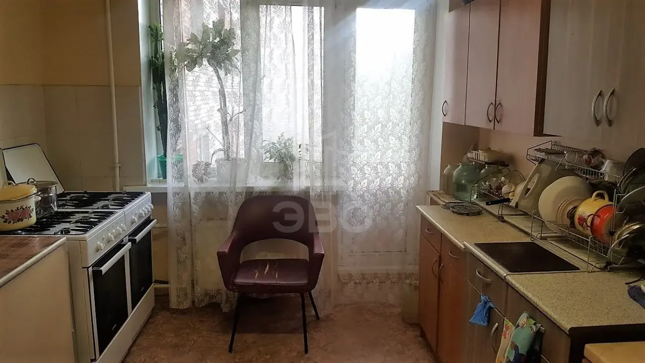 комната в Санкт-Петербурге по адресу: Демьяна Бедного ул., 29