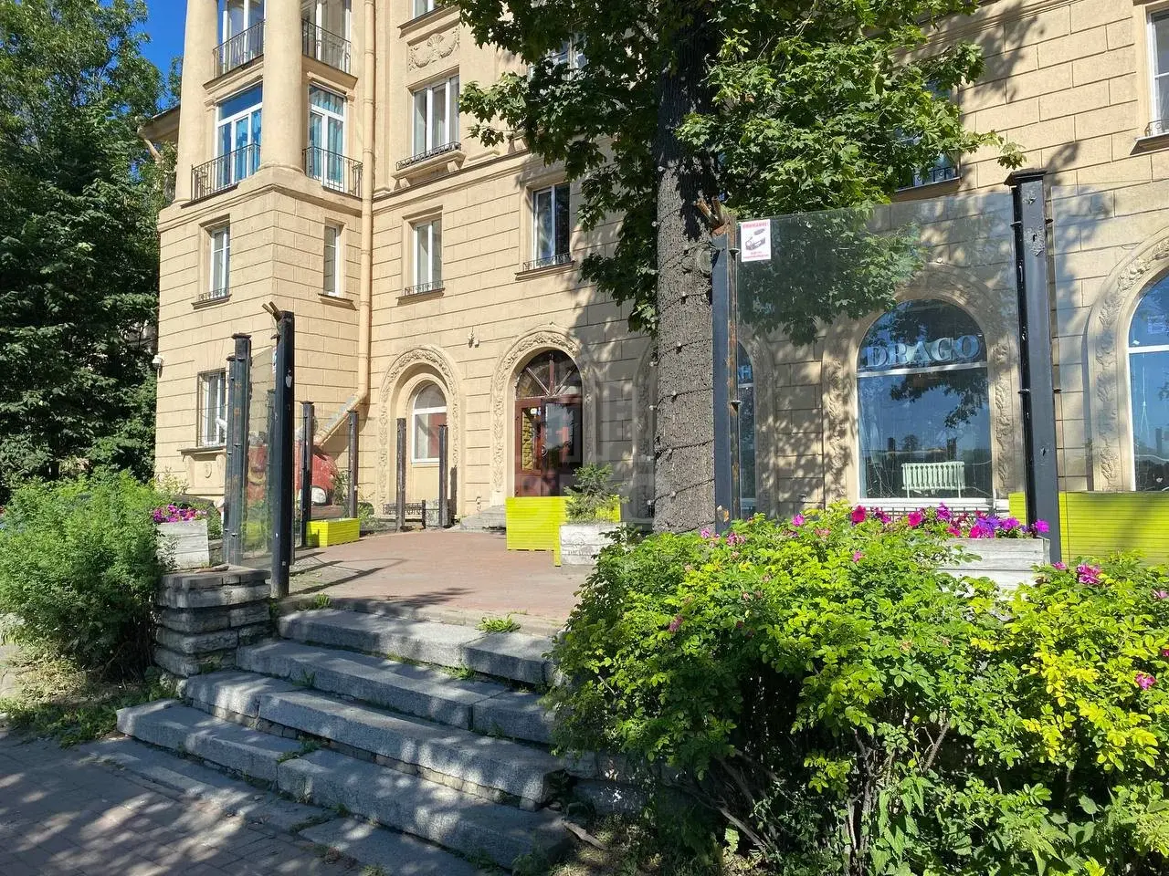 коммерция в Санкт-Петербурге по адресу: Приморский проспект, 15, литера а