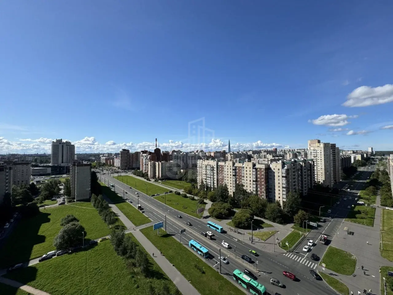 двухкомнатная квартира в Санкт-Петербурге по адресу: Гаккелевская ул., 33, к 1