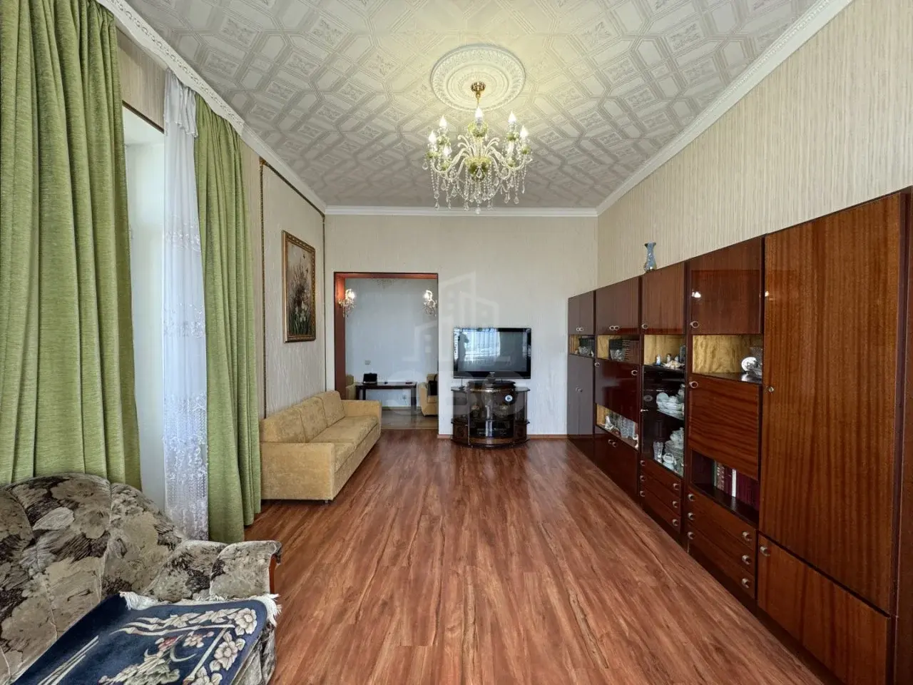 двухкомнатная квартира в Санкт-Петербурге по адресу: Гаккелевская ул., 33, к 1