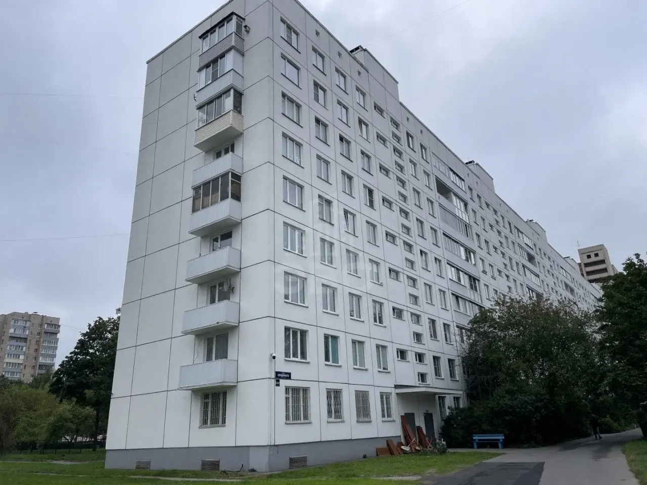 трехкомнатная квартира в Санкт-Петербурге по адресу: Солидарности проспект, 25, к 1